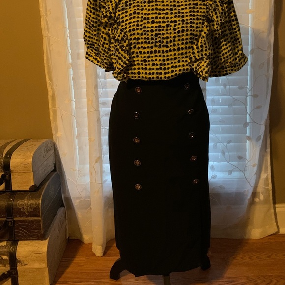 New York & Company Black BUTTON-FRONT PENCIL SKIRT - ESSENTIAL STRETCH M… - Picture 8 of 9